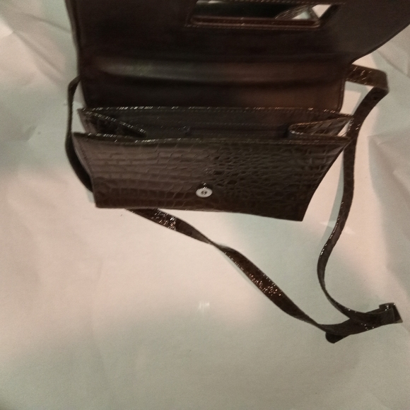 Preview Collection Handbag - Picture 3 of 10